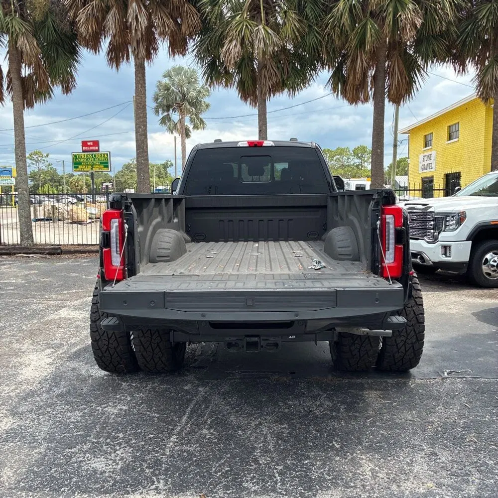 2023 Ford F450SD Platinum