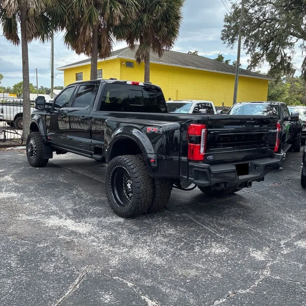 2023 Ford F450SD Platinum