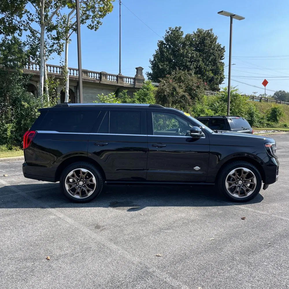 2025 Ford Expedition King Ranch