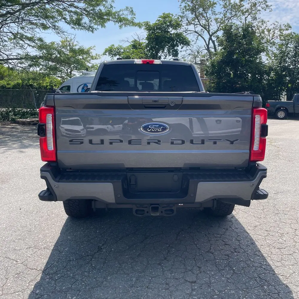 2023 Ford F-350 Super Duty Lariat