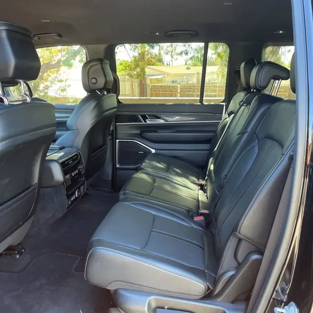 2022 Jeep Wagoneer Series II