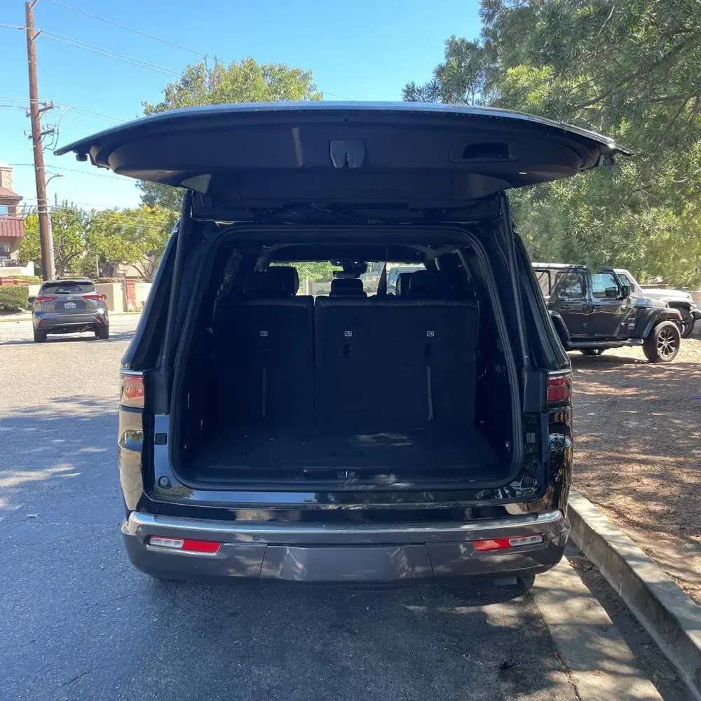 2022 Jeep Wagoneer Series II