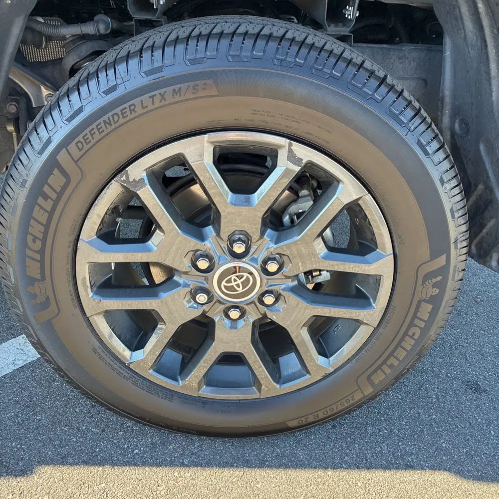 2023 Toyota Tundra Platinum HV