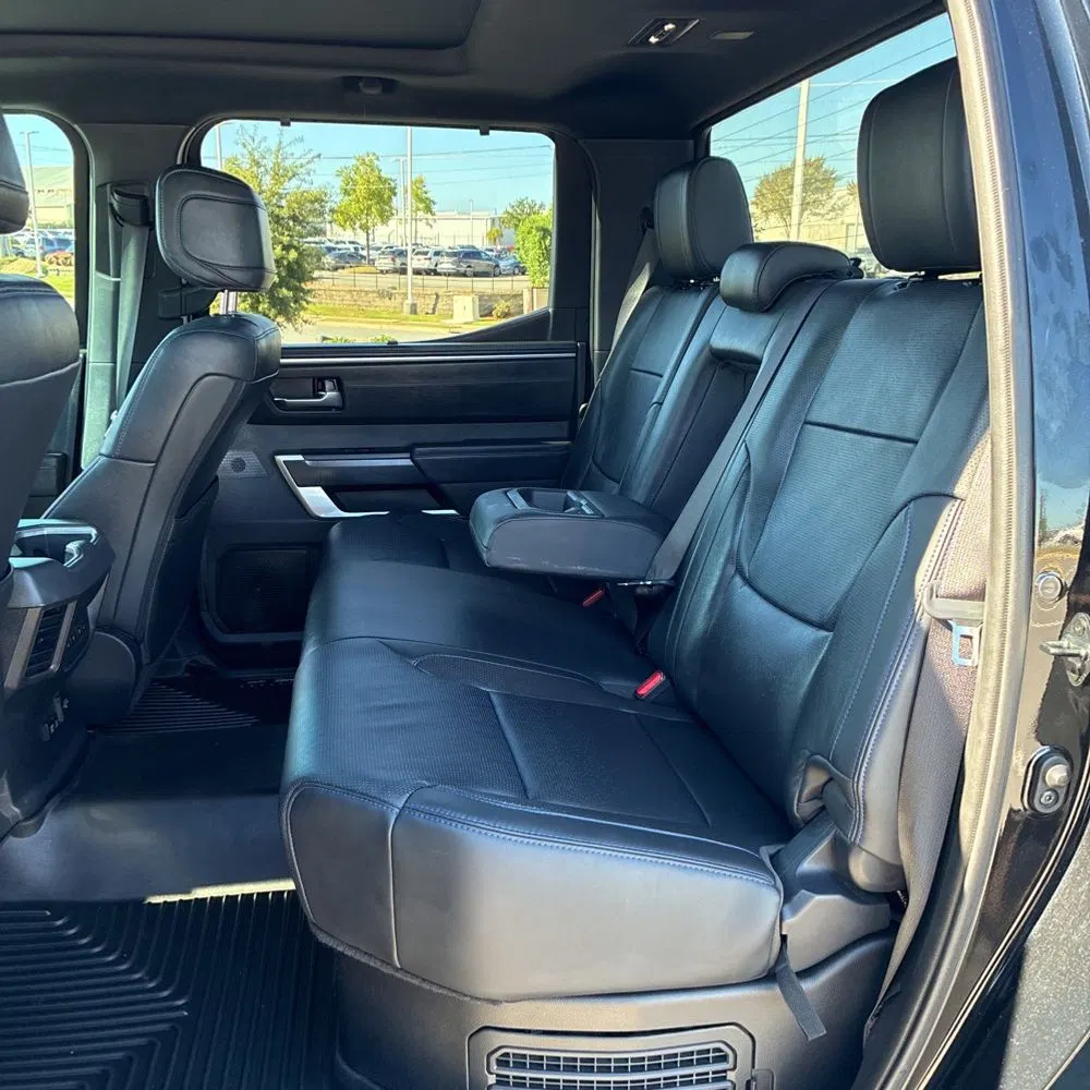 2023 Toyota Tundra Platinum HV