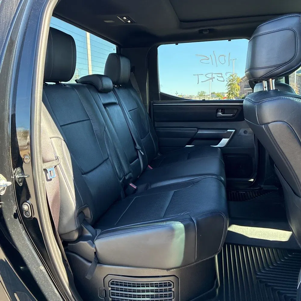 2023 Toyota Tundra Platinum HV