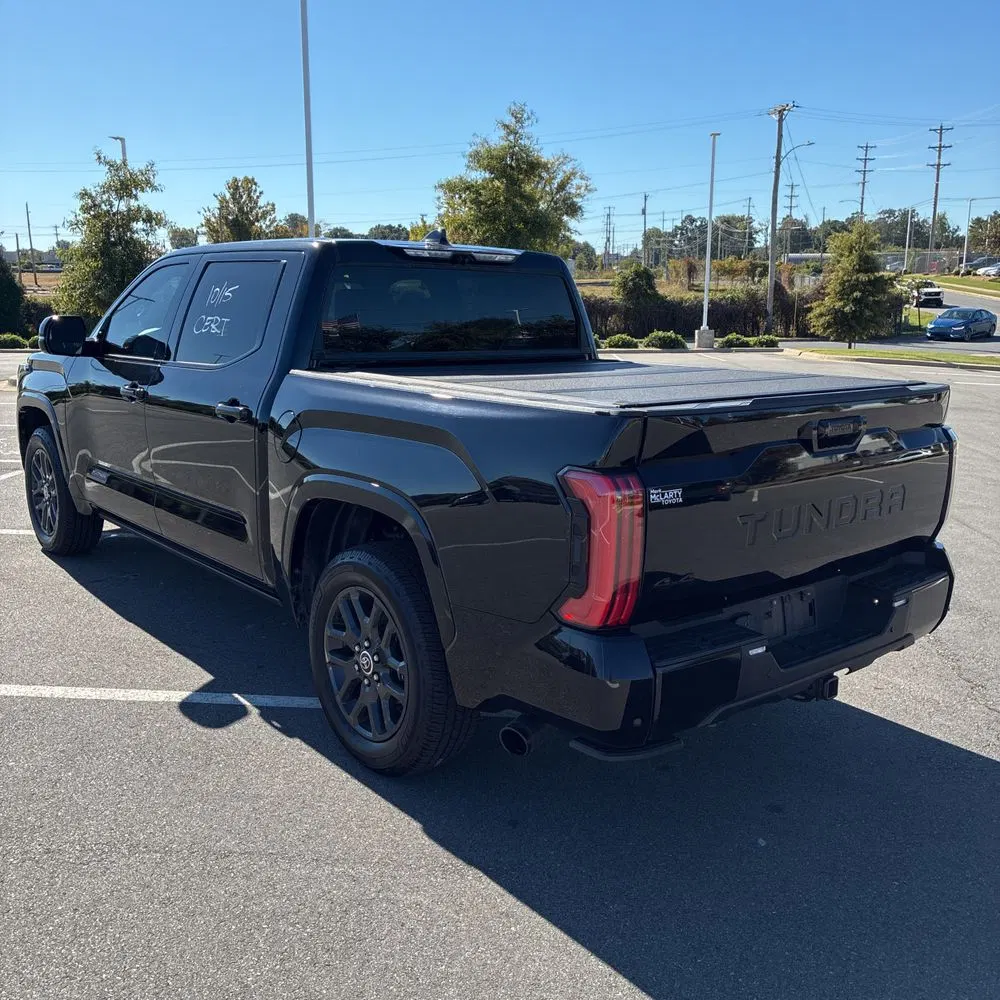 2023 Toyota Tundra Platinum HV