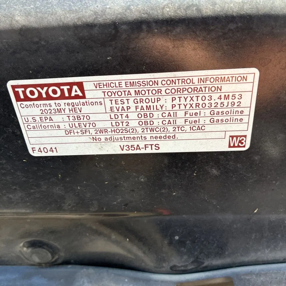 2023 Toyota Tundra Platinum HV