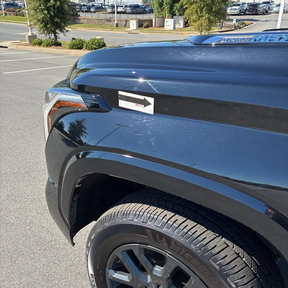 2023 Toyota Tundra Platinum HV