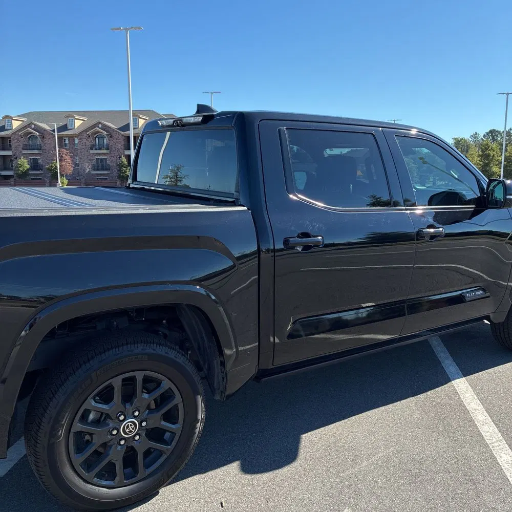 2023 Toyota Tundra Platinum HV