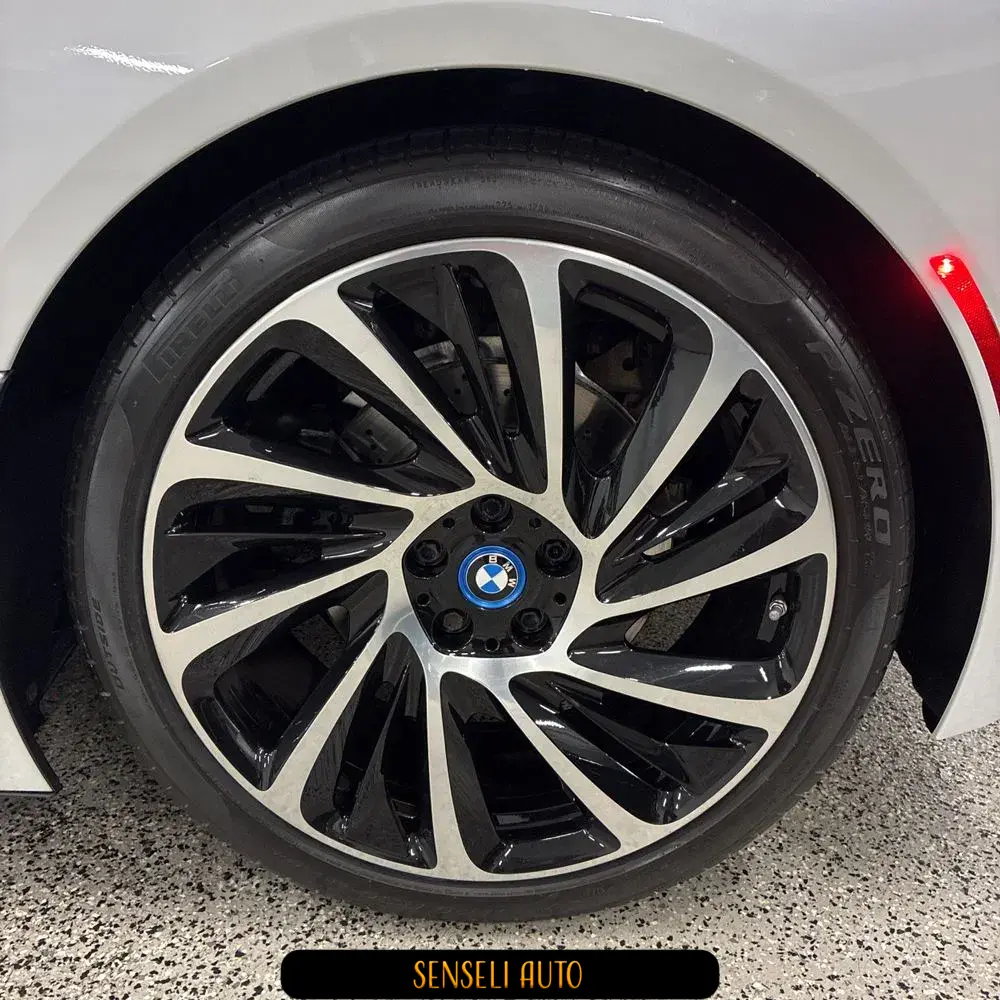 2014 BMW i8
