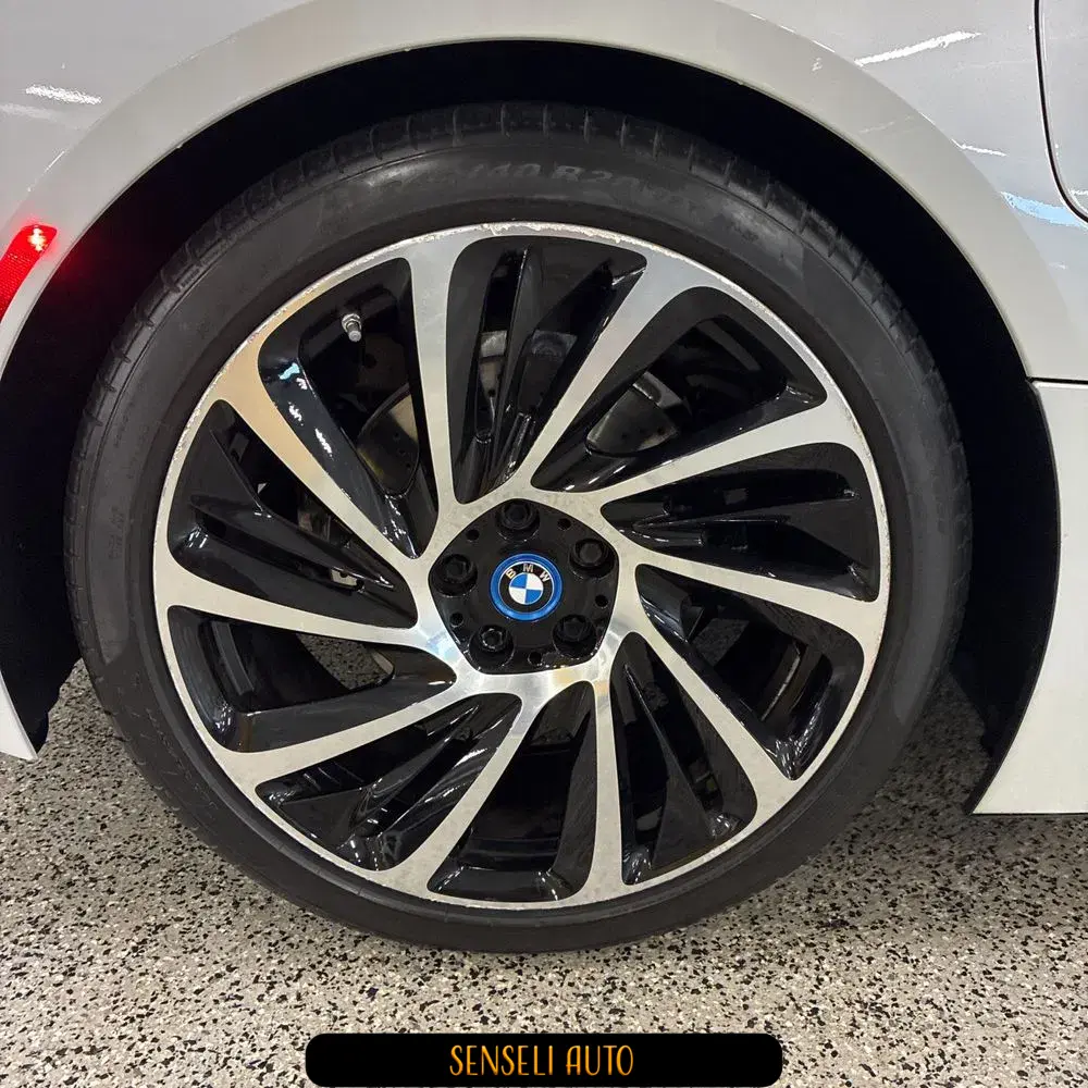 2014 BMW i8