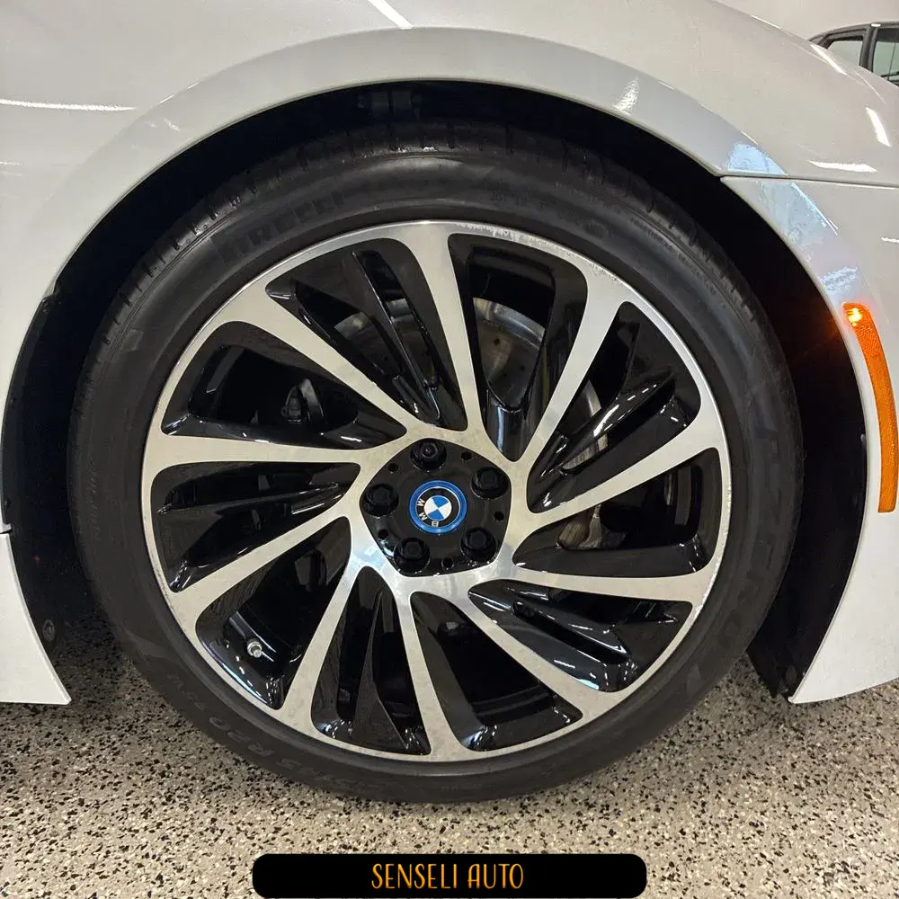 2014 BMW i8