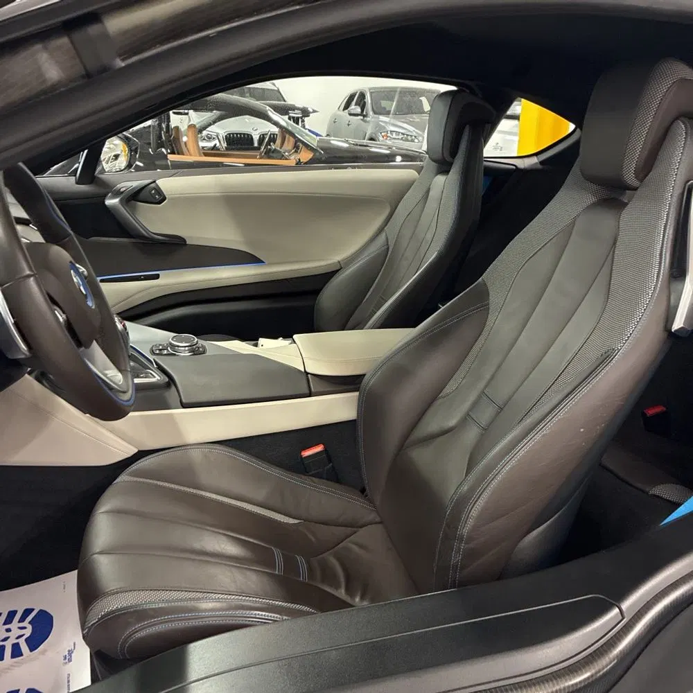 2014 BMW i8