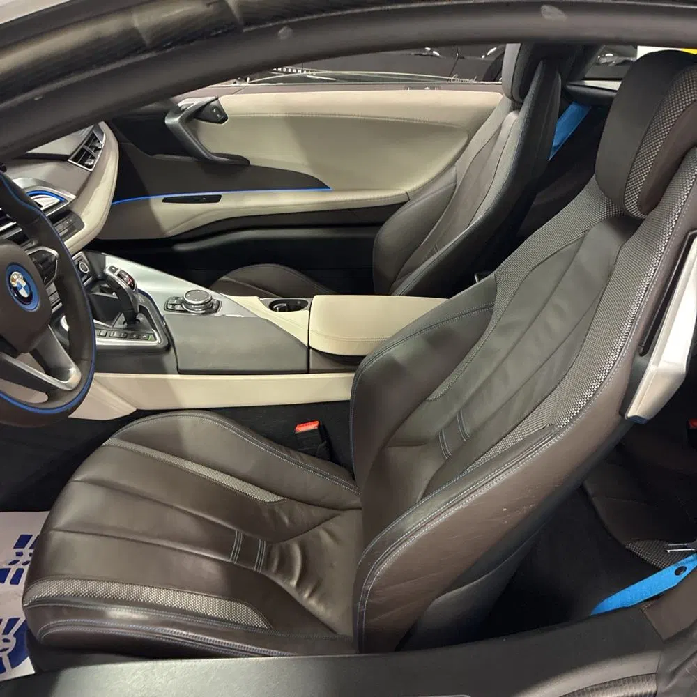 2014 BMW i8