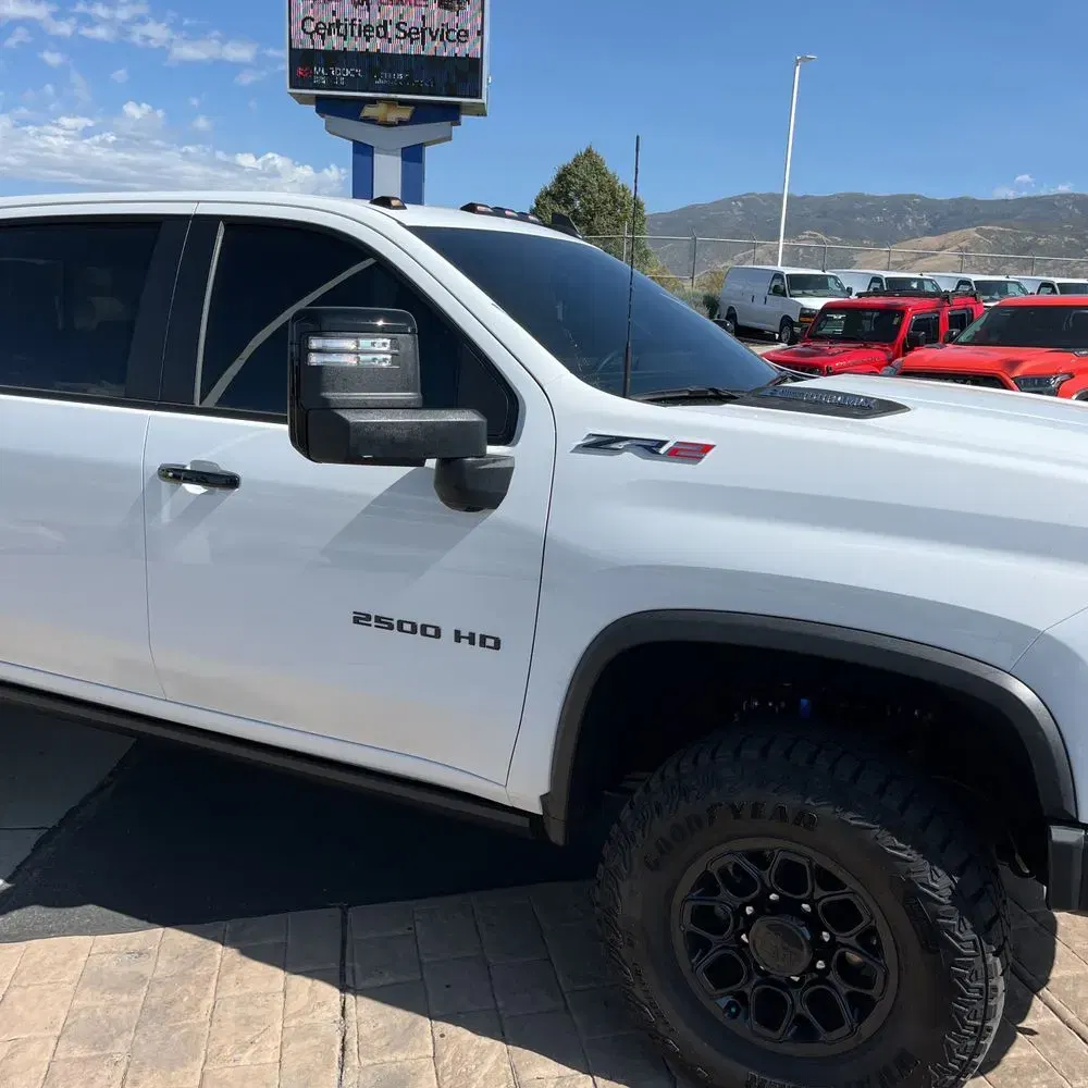 2025 Chevrolet Silverado 2500HD ZR2