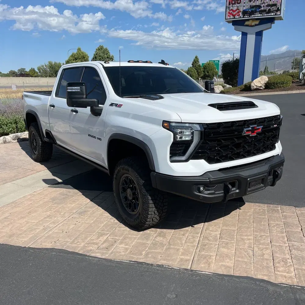 2025 Chevrolet Silverado 2500HD ZR2