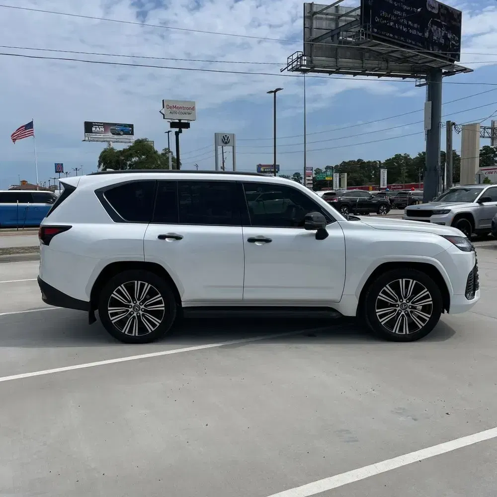 2024 Lexus LX 600 Luxury