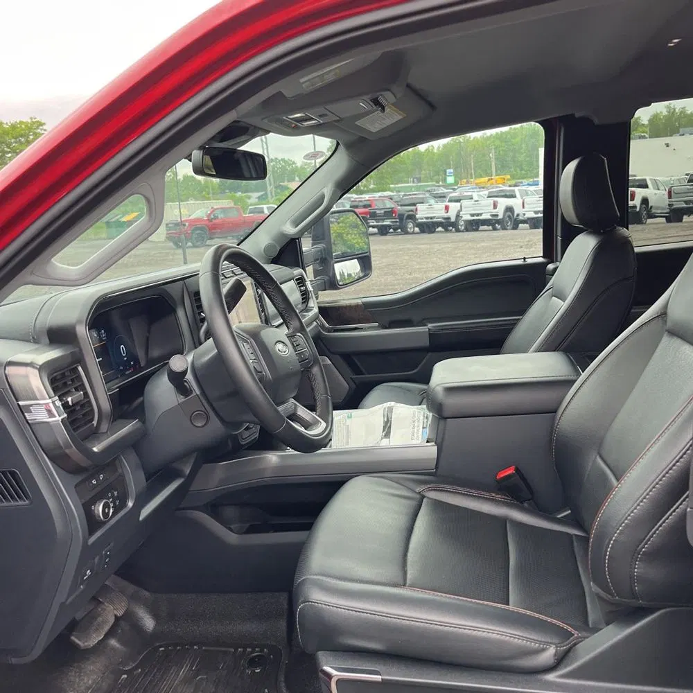 2024 Ford F550 Lariat