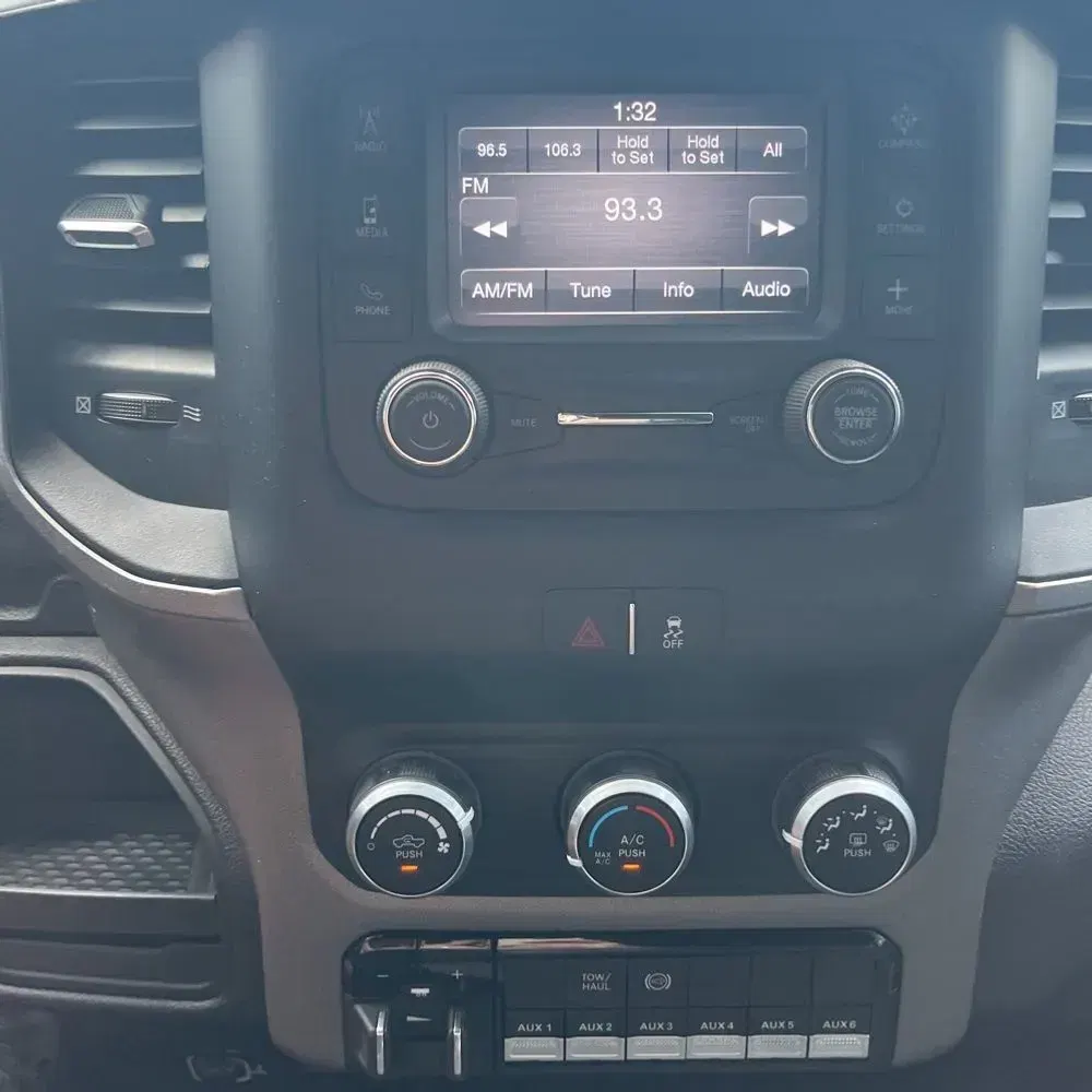 2023 Ram Commercial Tradesman CA60-84 CREW CAB/CHASSIS 4X4 6.7L