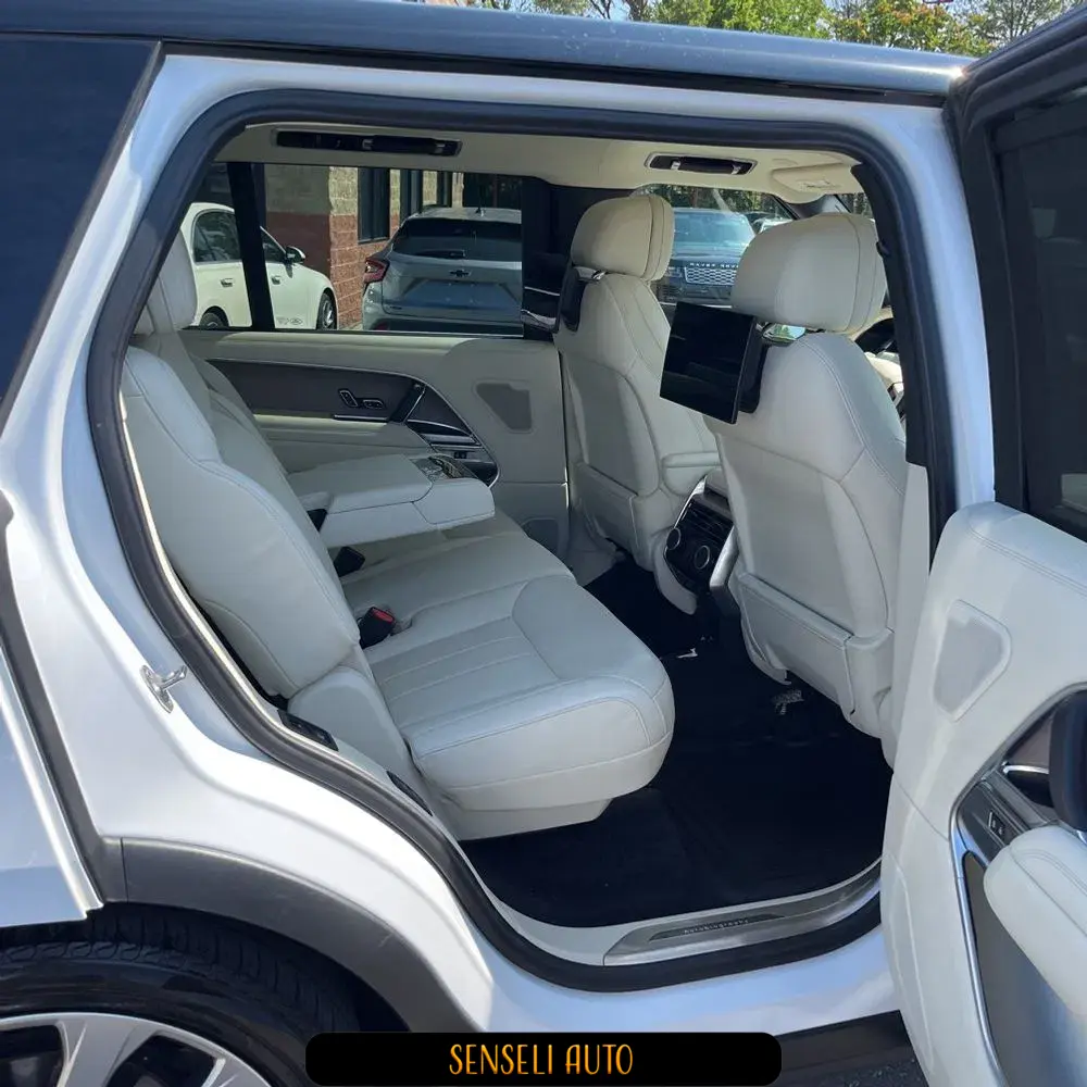 2023 Land Rover Range Rover P530 Autobiography LWB
