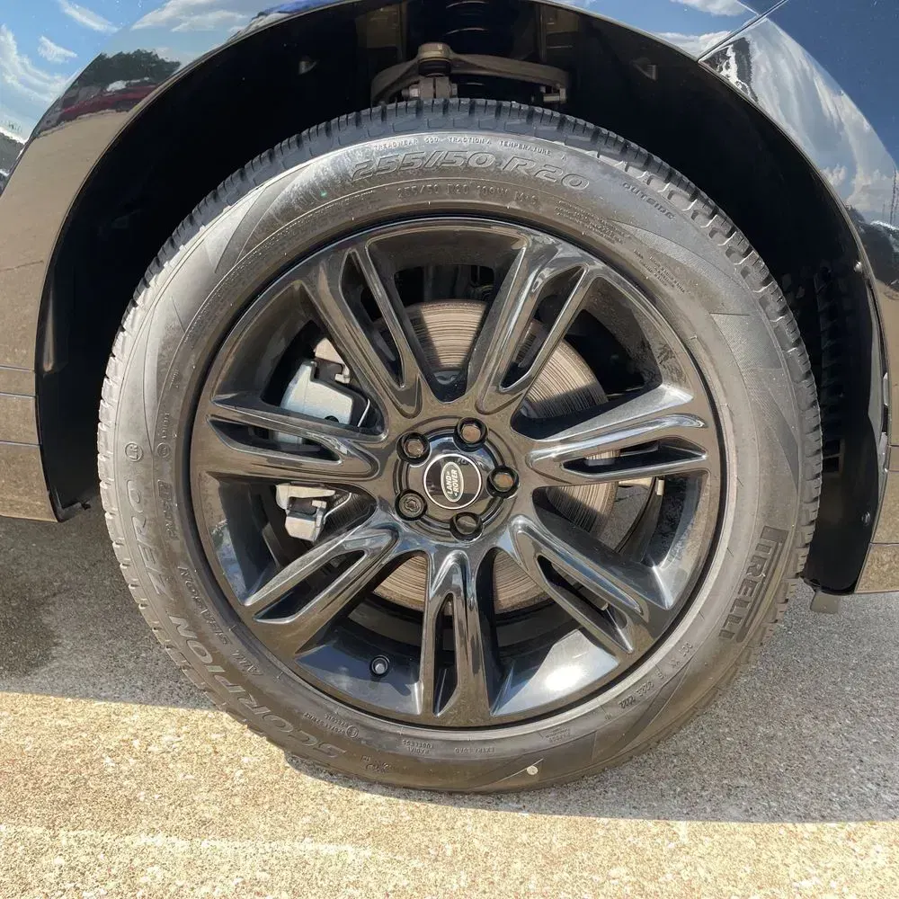 2023 Land Rover Range Rover Velar R-Dynamic S