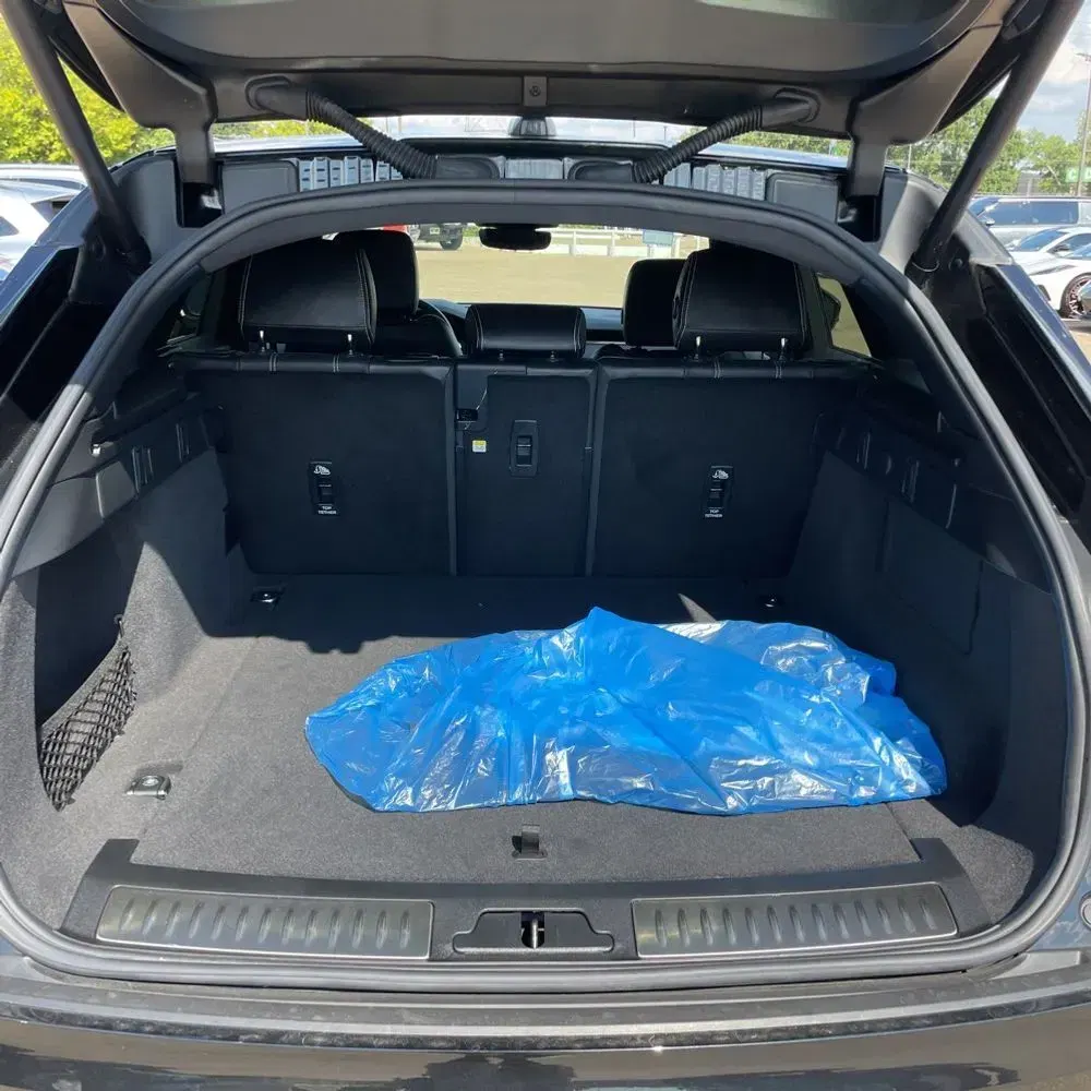 2023 Land Rover Range Rover Velar R-Dynamic S
