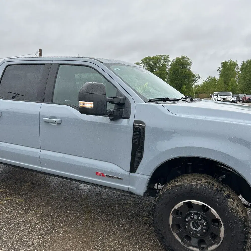 2025 Ford F250 S/D Platinum