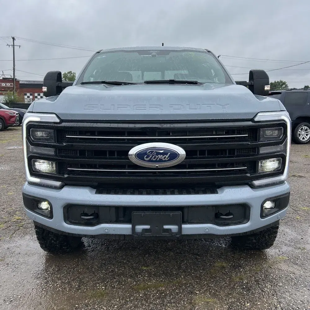 2025 Ford F250 S/D Platinum