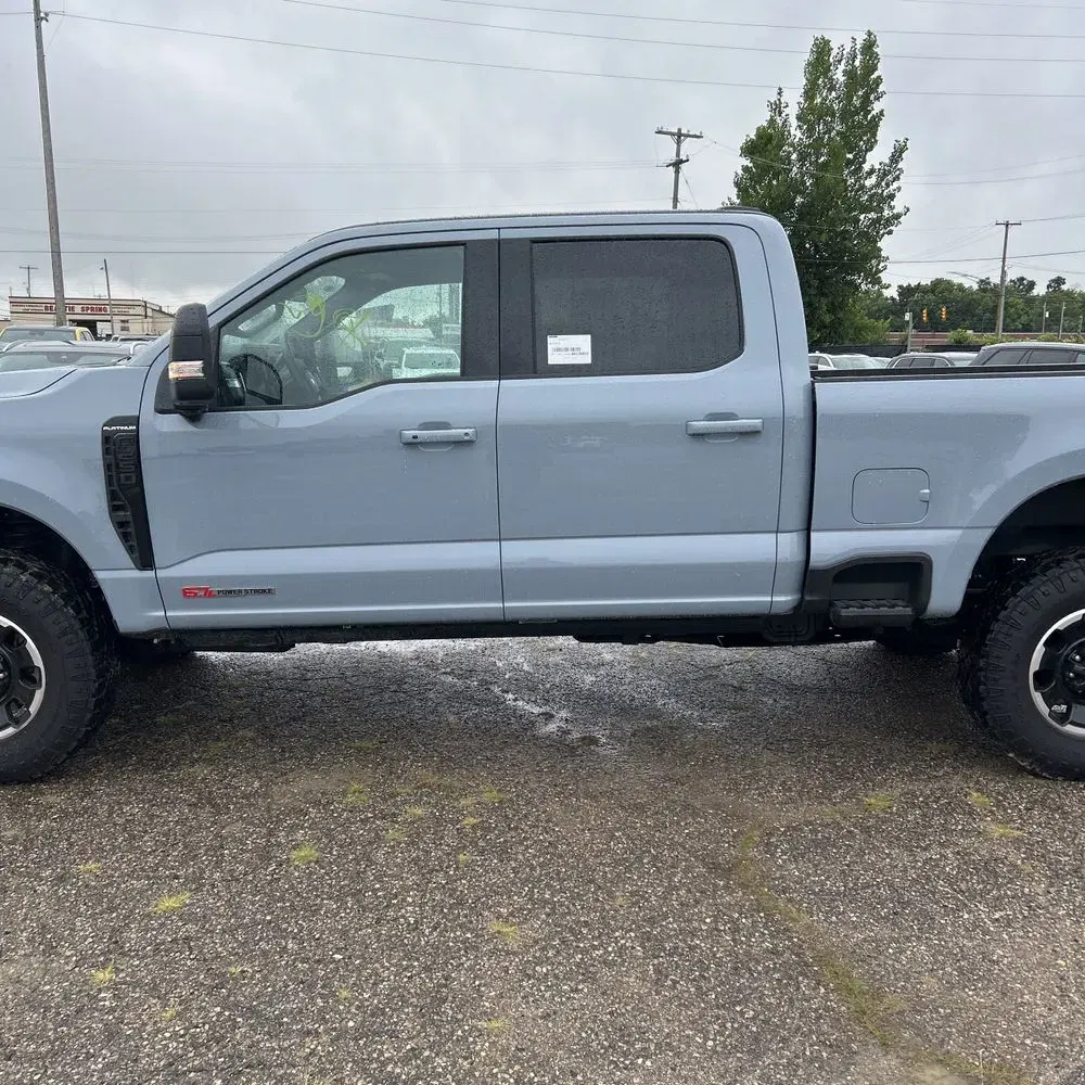 2025 Ford F250 S/D Platinum