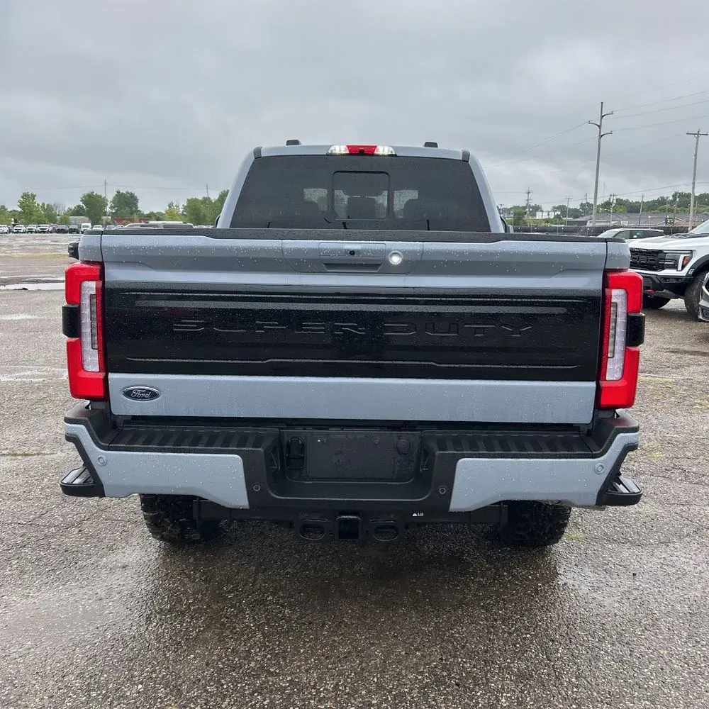 2025 Ford F250 S/D Platinum