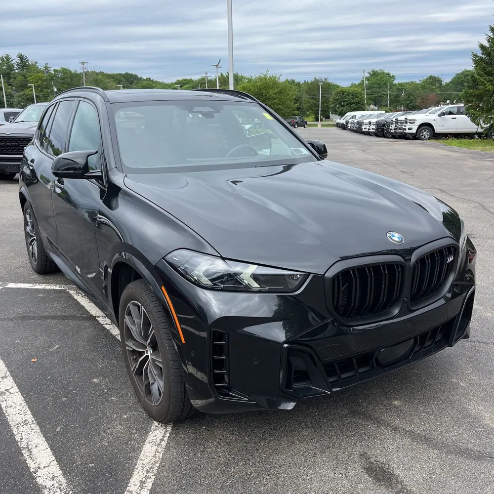 2025 BMW X5 M60i