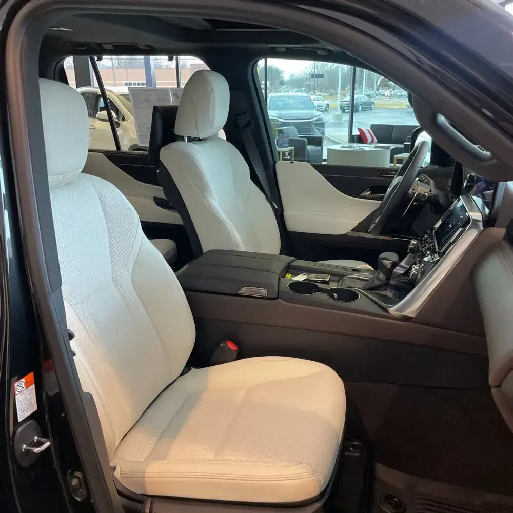 2024 Lexus LX 600 Luxury