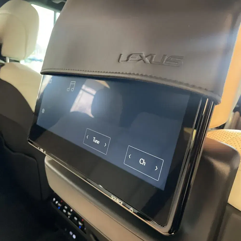 2024 Lexus LX 600 Luxury