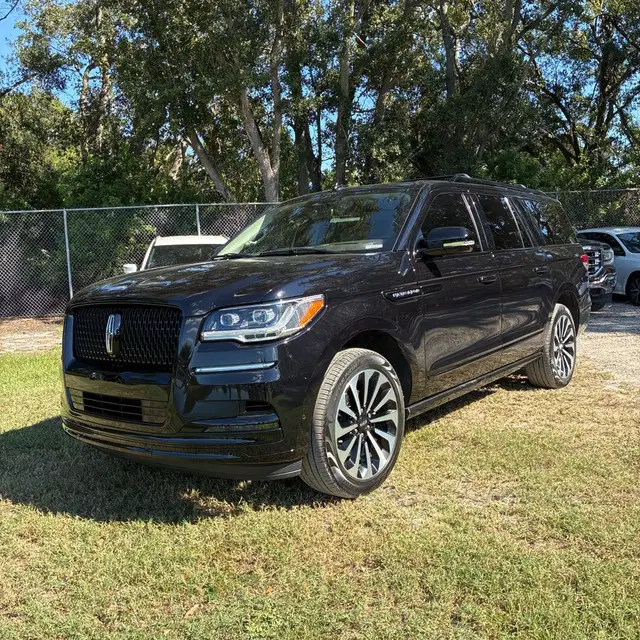2022 Lincoln Navigator L Reserve
