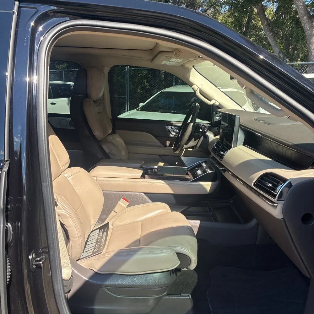 2022 Lincoln Navigator L Reserve