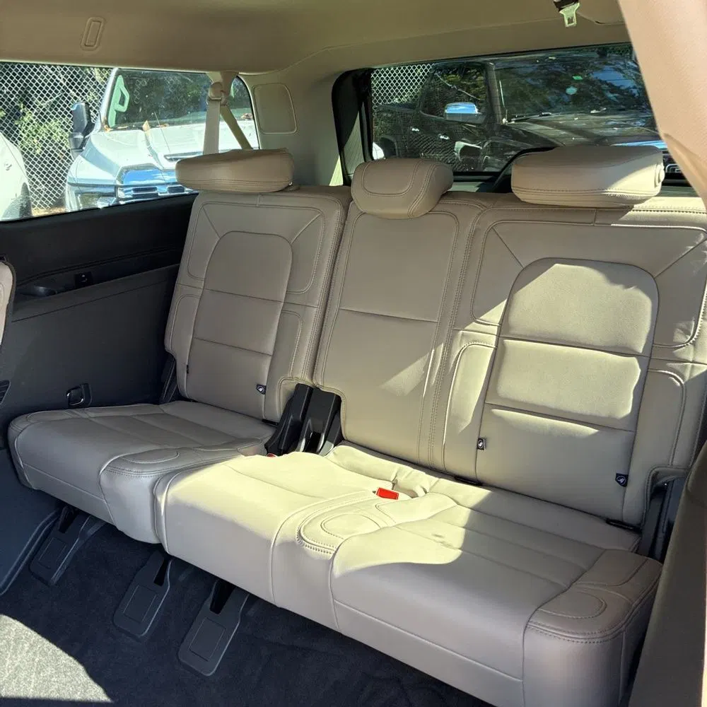2022 Lincoln Navigator L Reserve