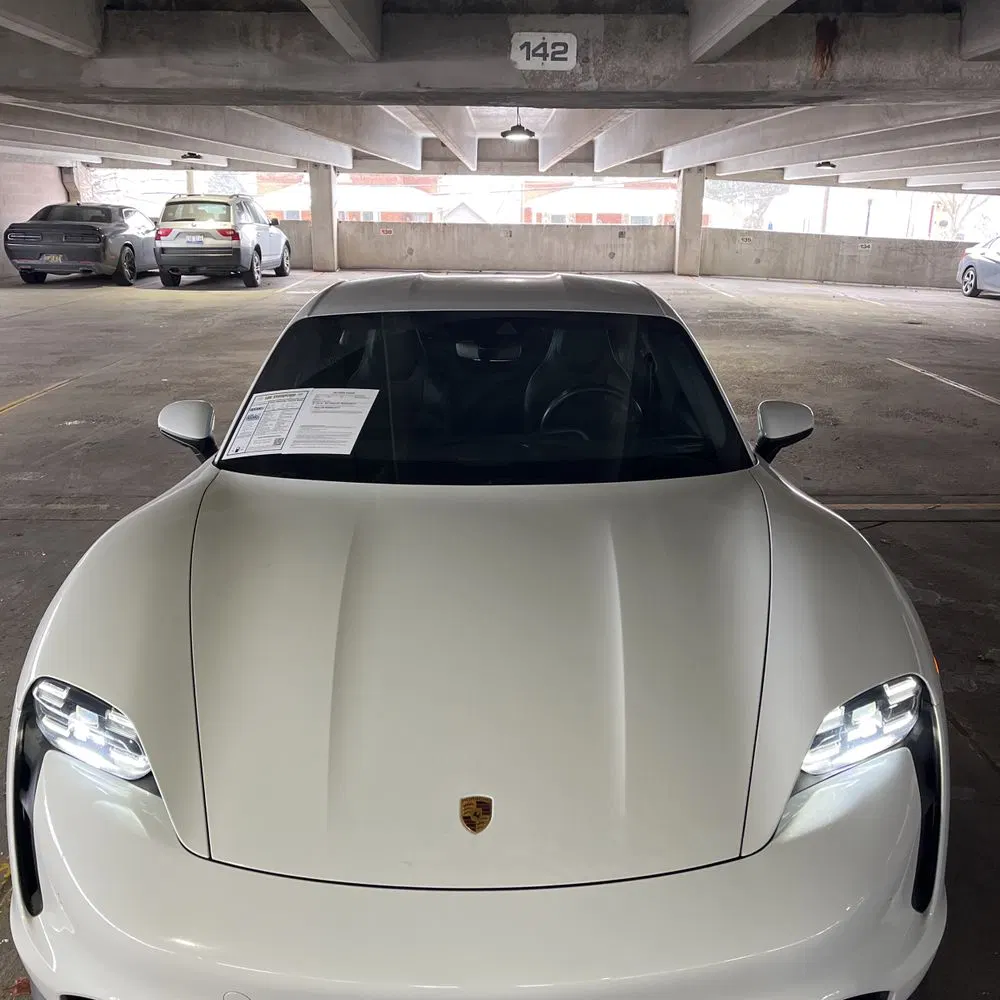 2022 Porsche Taycan Base