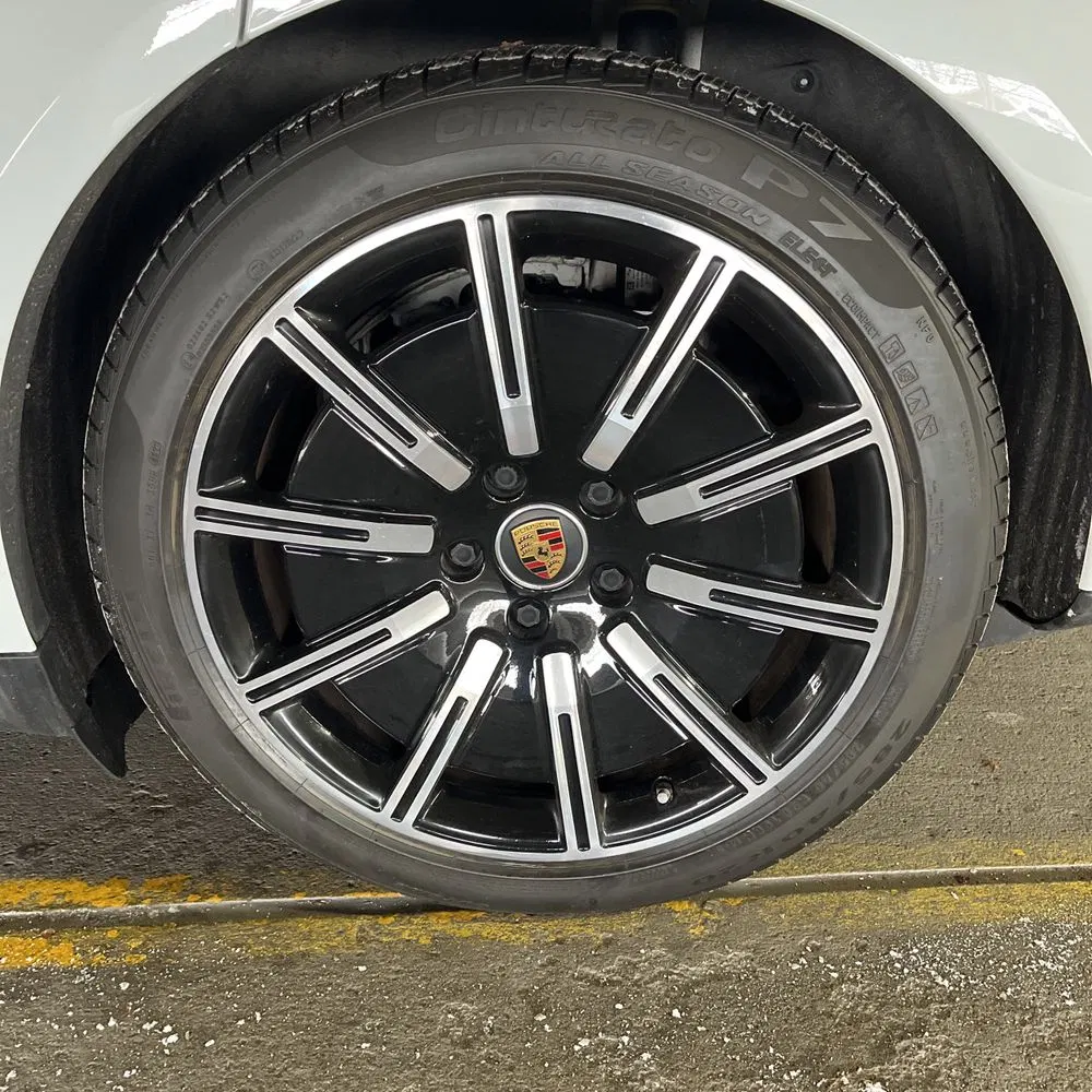 2022 Porsche Taycan Base