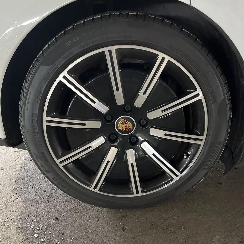 2022 Porsche Taycan Base