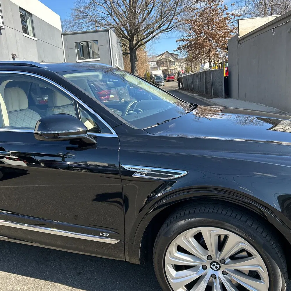 2021 Bentley Bentayga V8