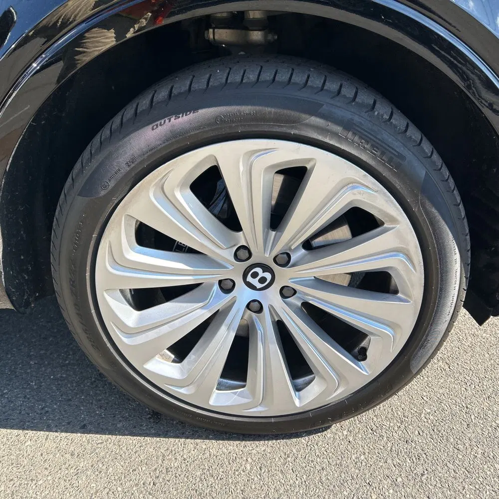 2021 Bentley Bentayga V8