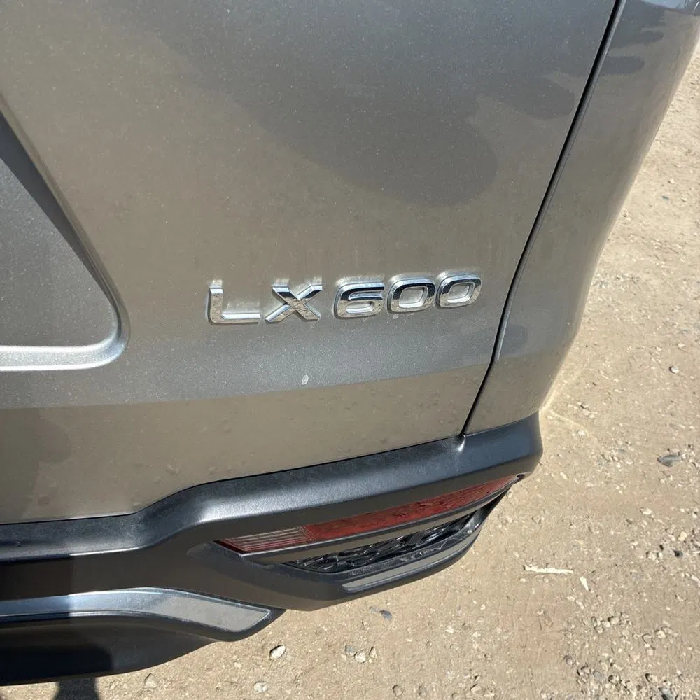 2023 Lexus LX 600 F SPORT Handling