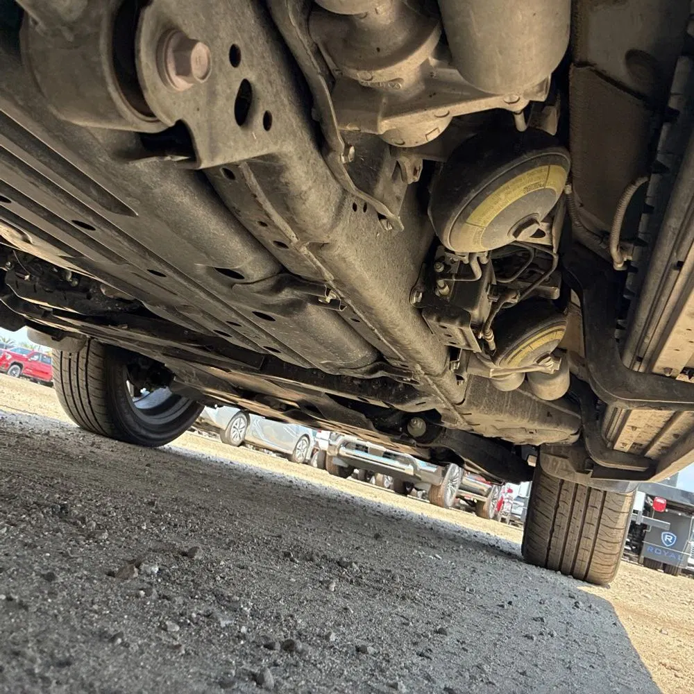 2023 Lexus LX 600 F SPORT Handling