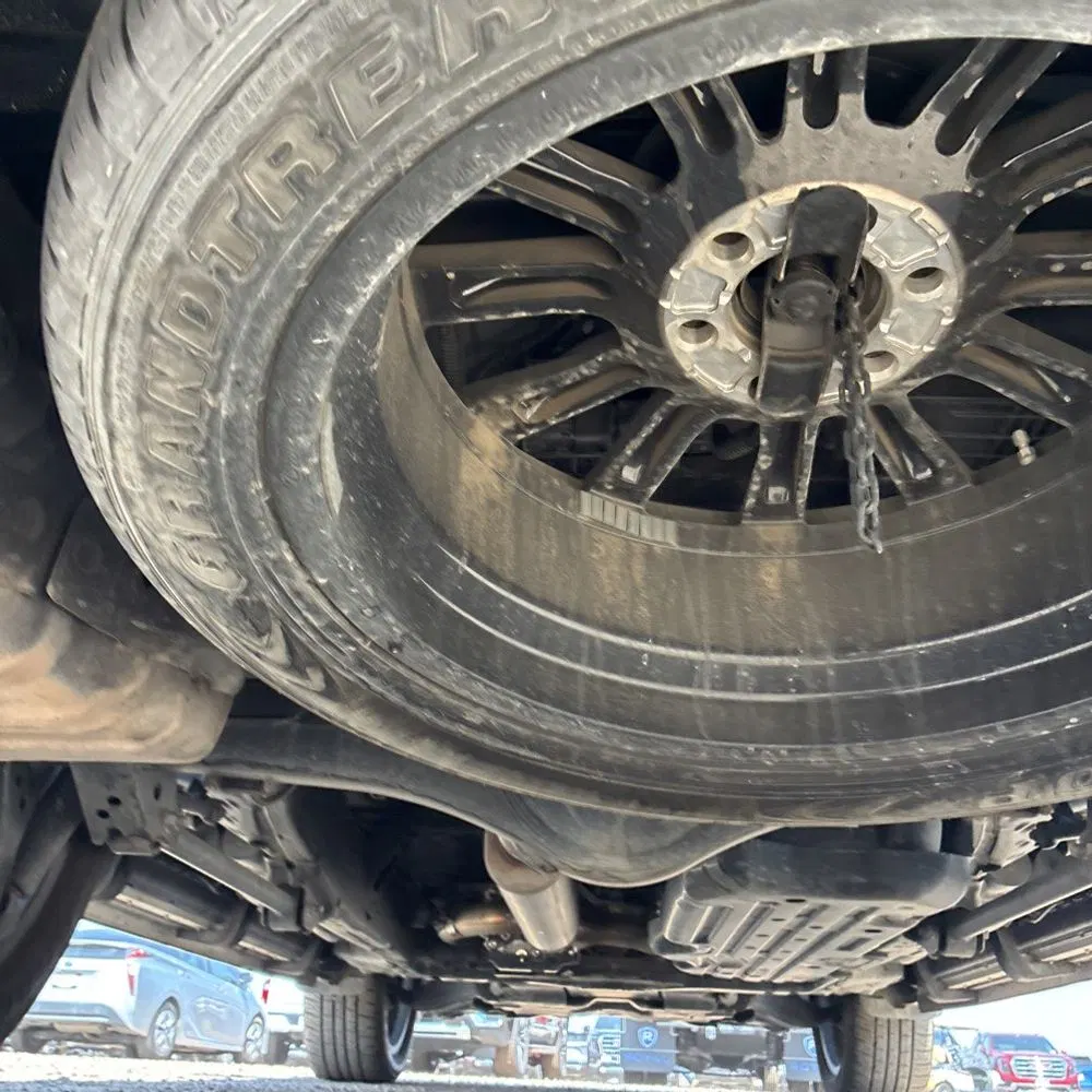 2023 Lexus LX 600 F SPORT Handling