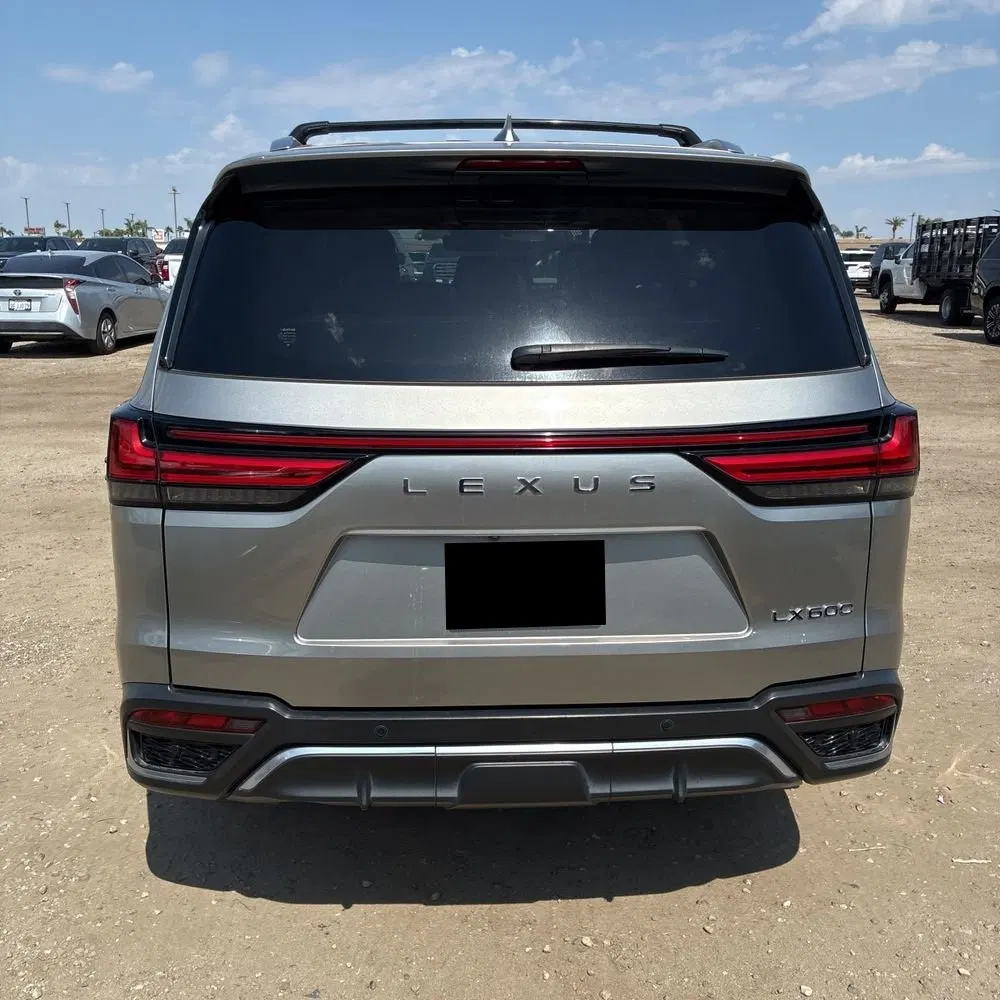 2023 Lexus LX 600 F SPORT Handling