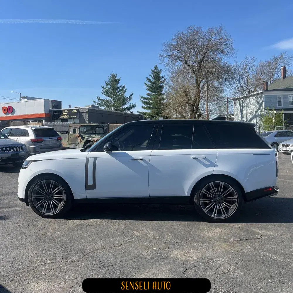 2024 Land Rover Range Rover P530 SE