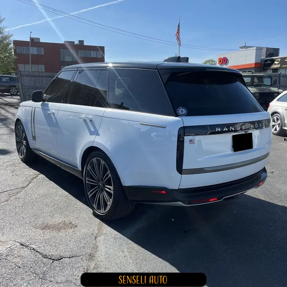2024 Land Rover Range Rover P530 SE