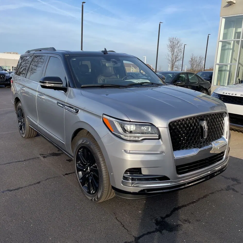 2024 Lincoln Navigator Black Label