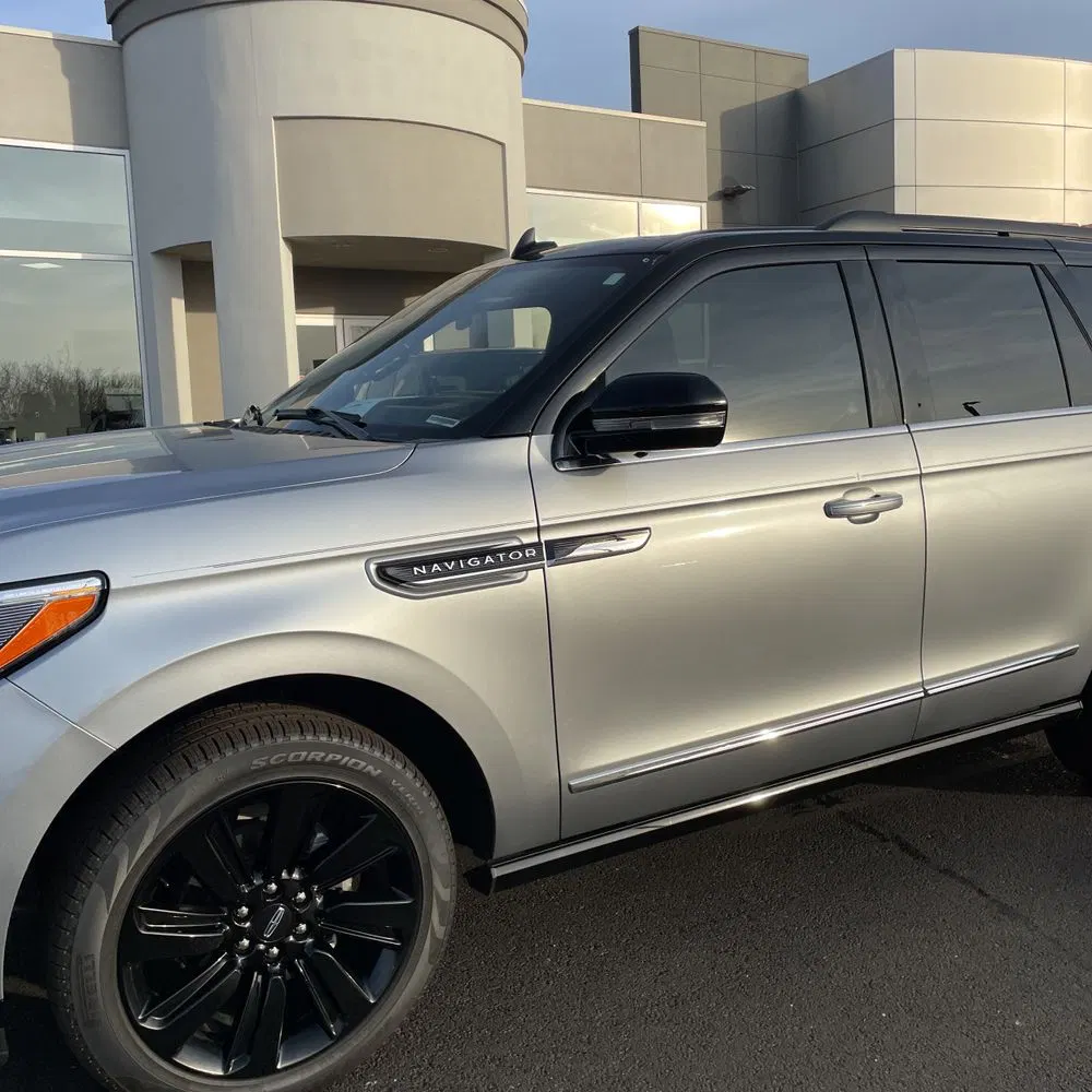 2024 Lincoln Navigator Black Label