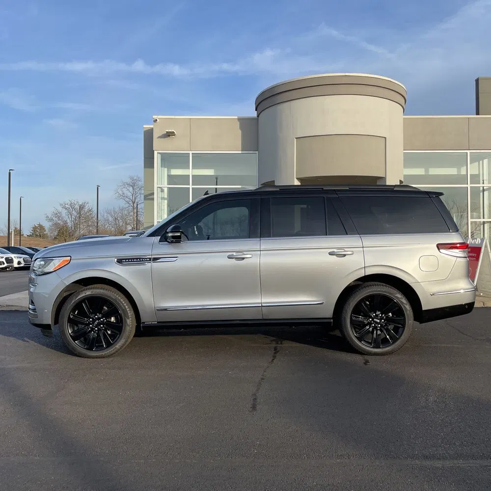2024 Lincoln Navigator Black Label